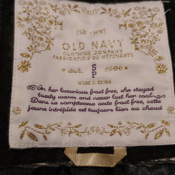 NWOT OLD NAVY PUFFER VEST/HOODIE WOMEN'S US SM - Picture 5 of 12